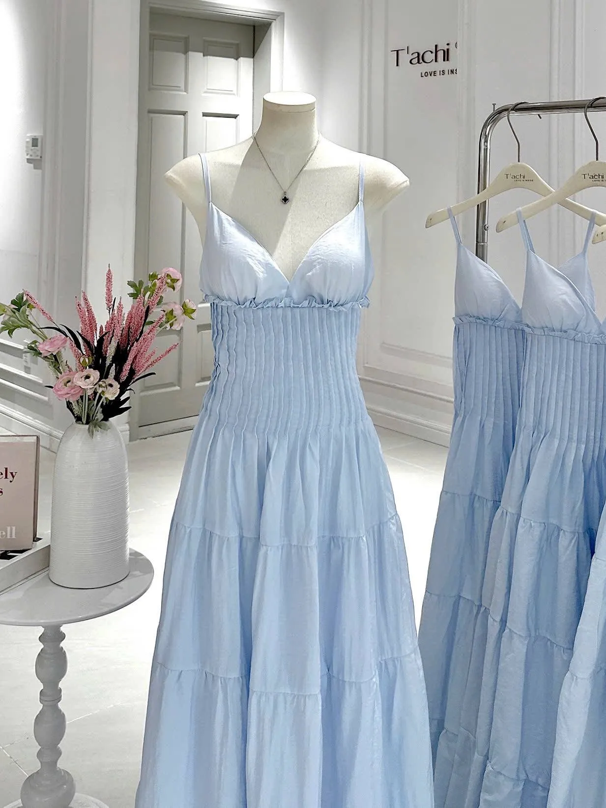 Long Dress - D001, alternate view